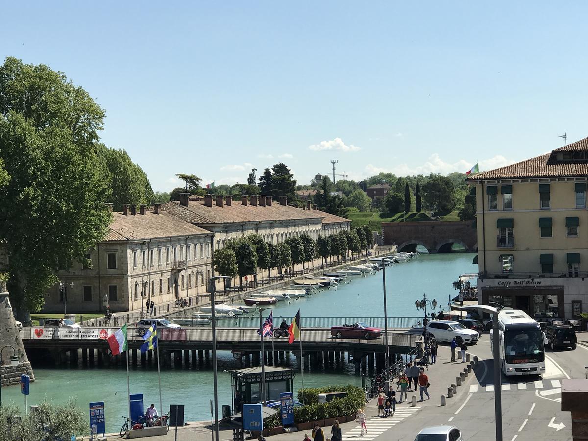 Riviera Carducci Rooms Peschiera del Garda Exterior foto
