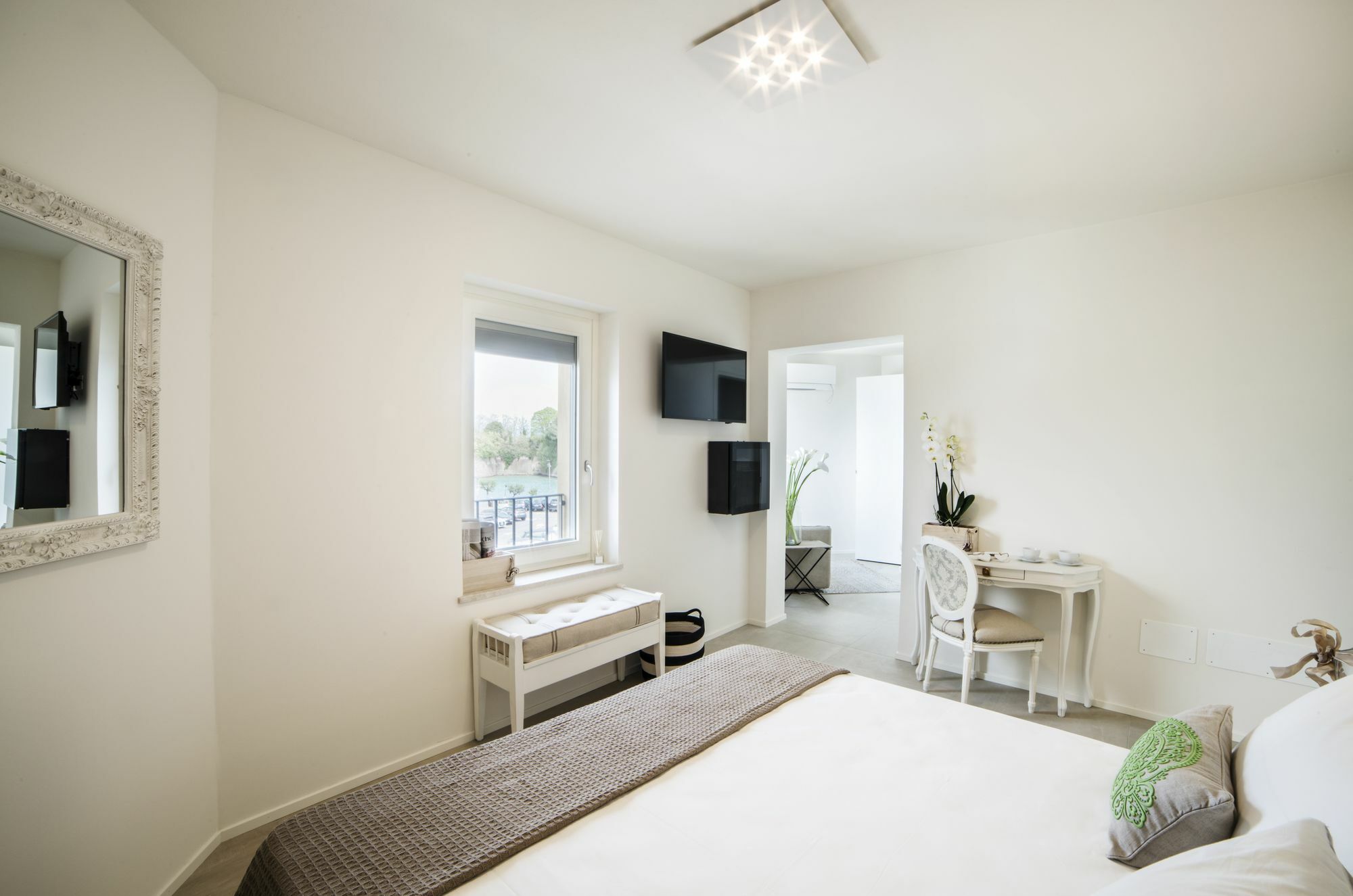 Riviera Carducci Rooms Peschiera del Garda Exterior foto